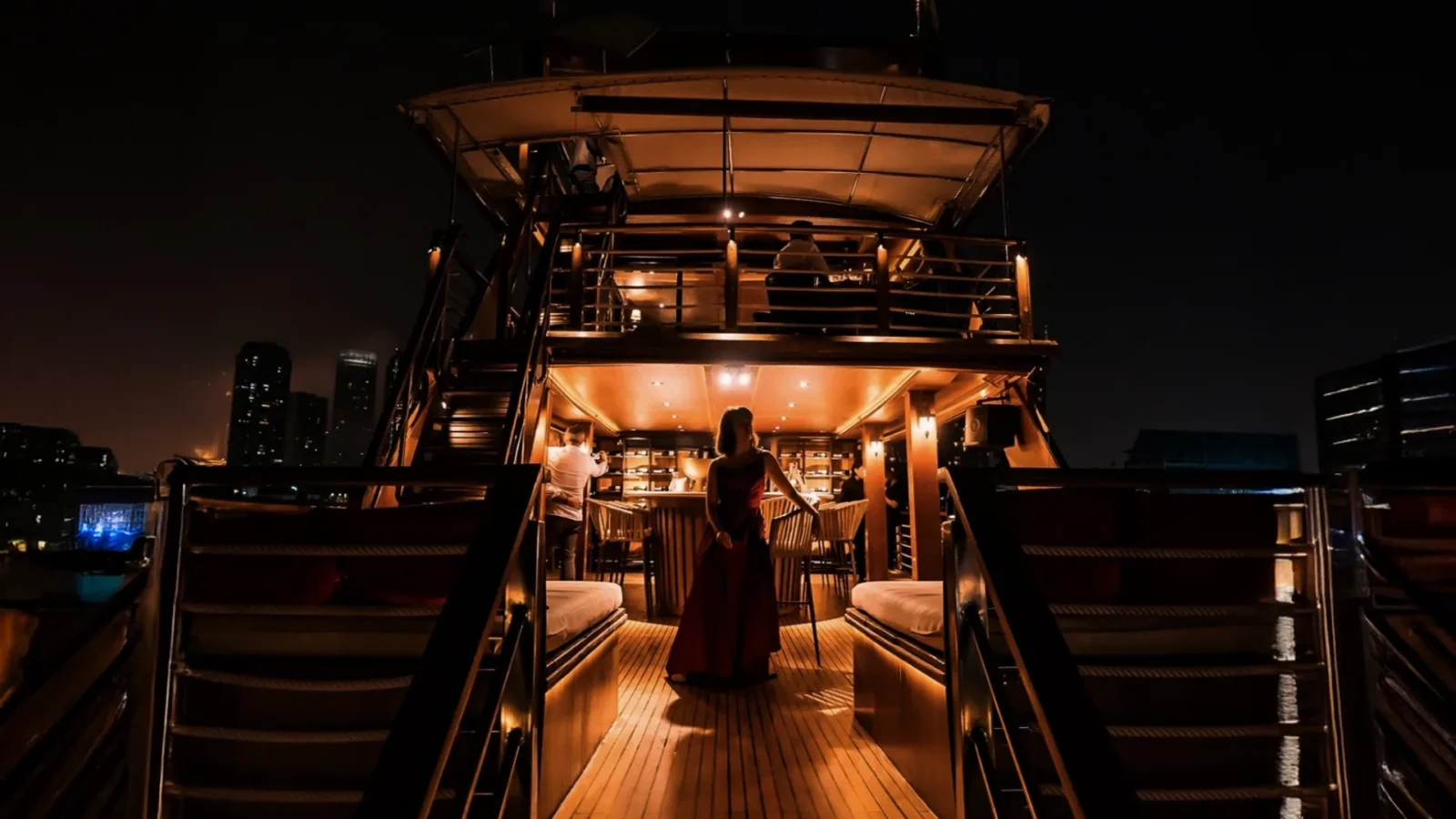 Preuk Cruise Fine Dinning